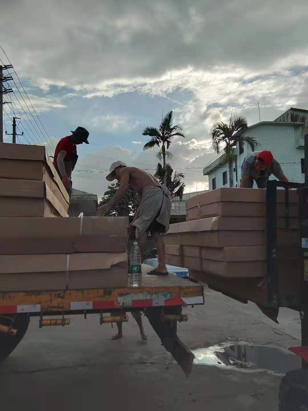 找鐵床批發，不如找廠家