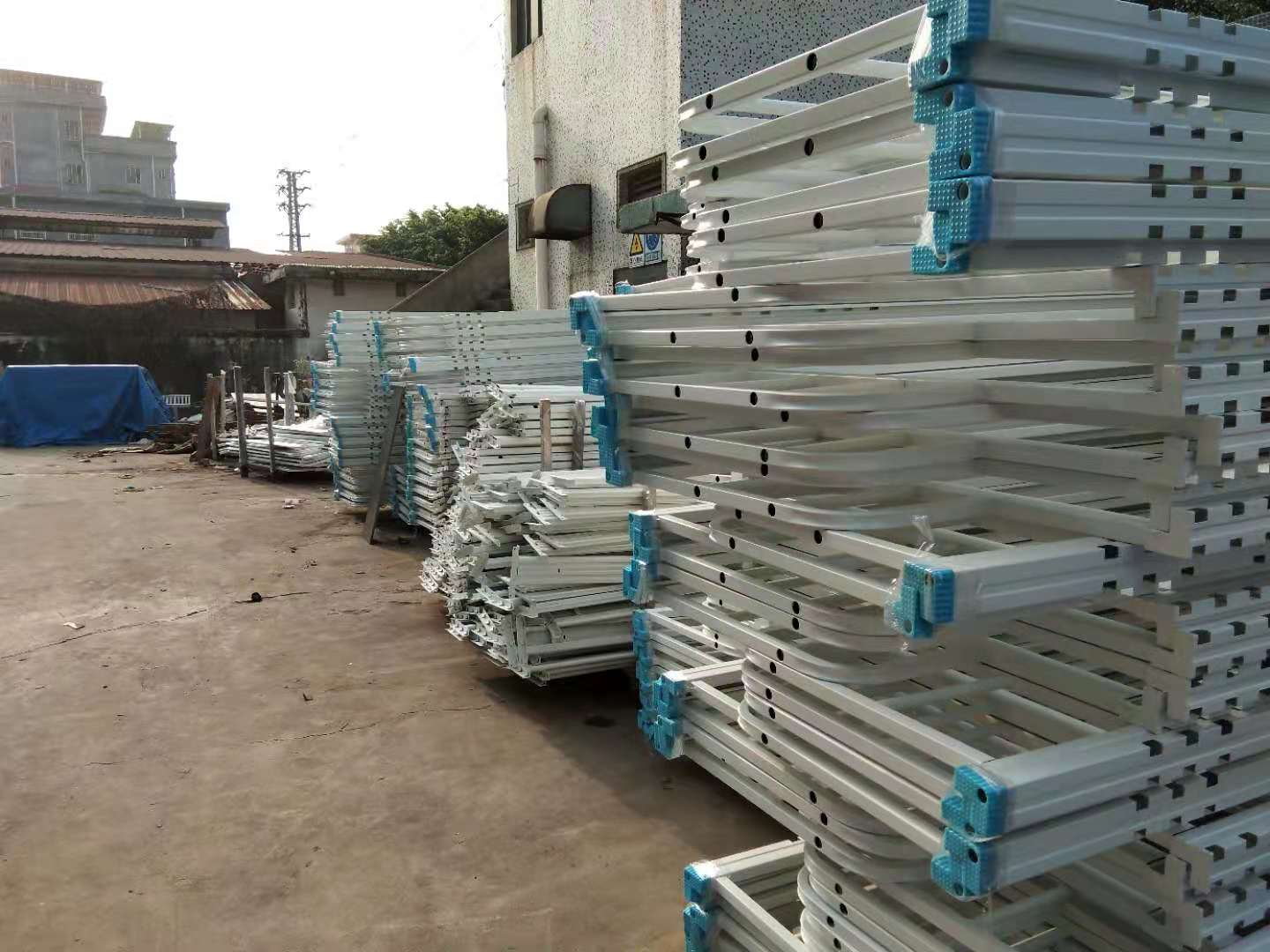 廠區堆滿鐵床怎么辦？