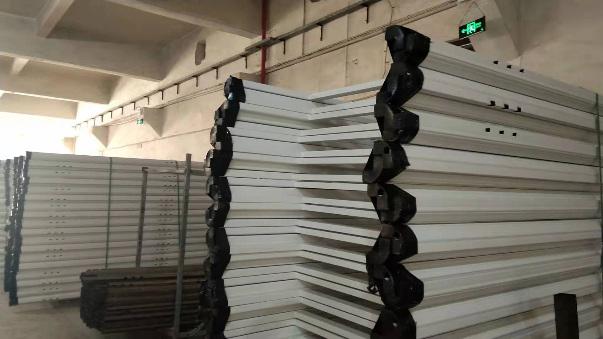 鐵床都是怎么樣打包裝的？