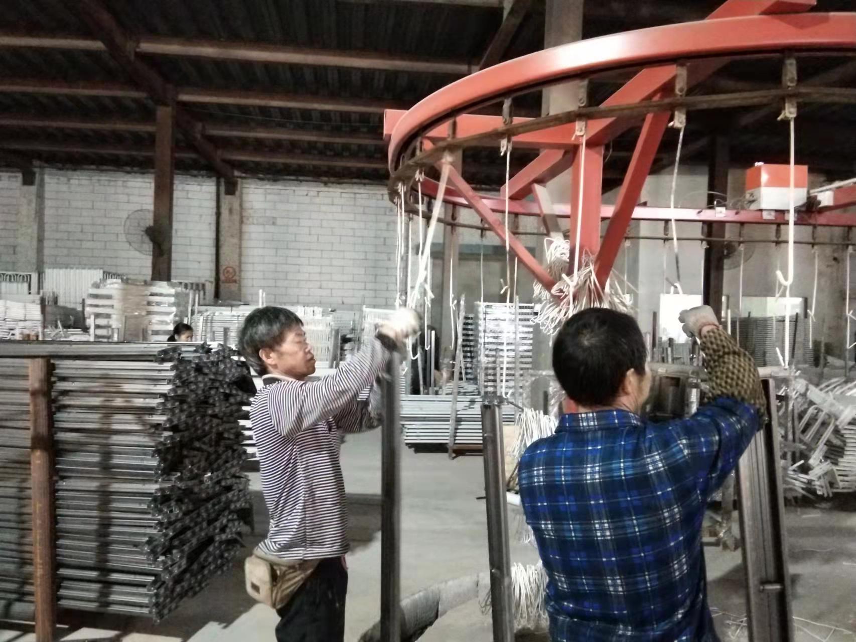 為什么鐵床廠家不愿意接工地的單？