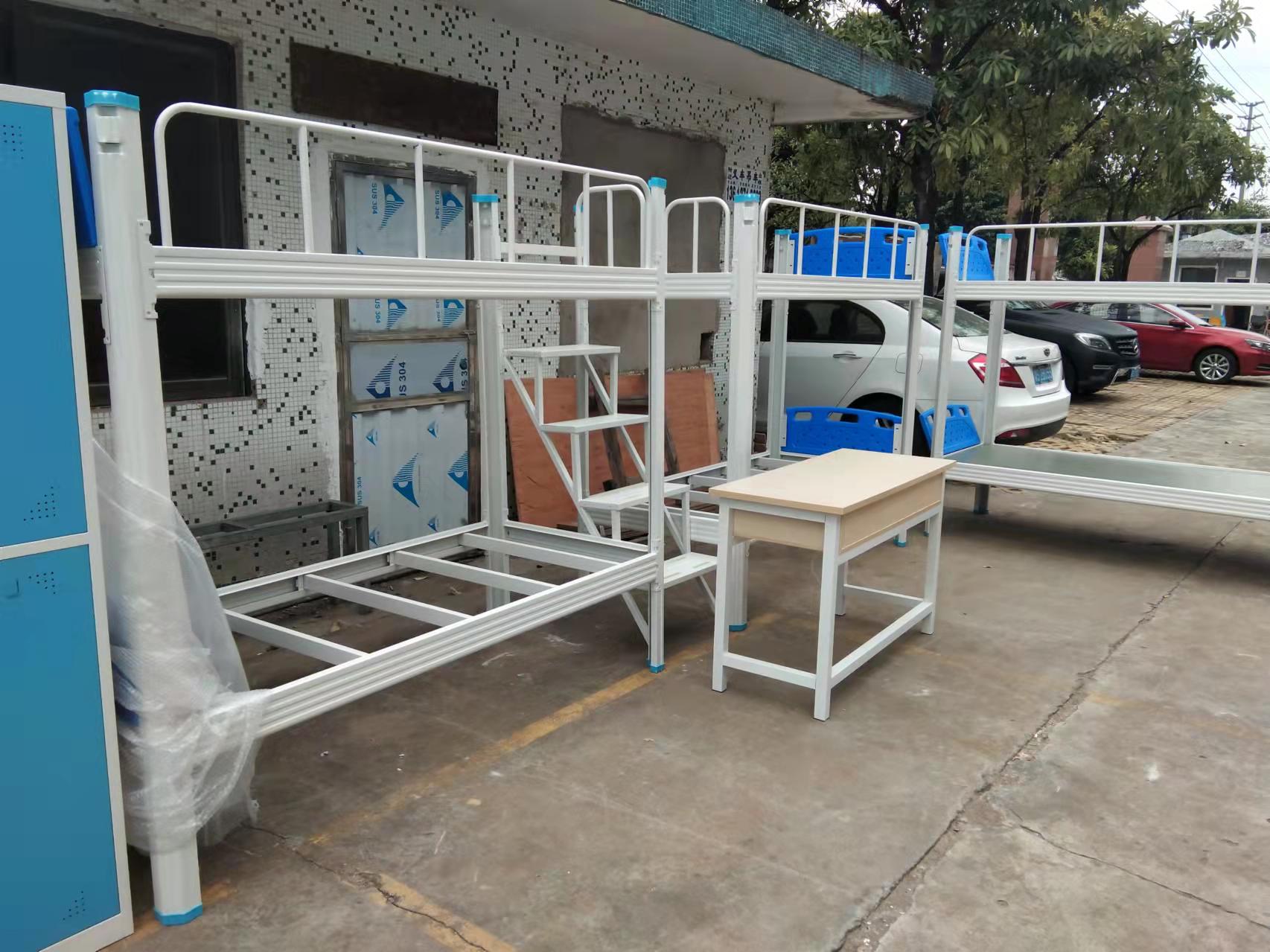 帶你看上下鋪鐵床的公寓式組合設計