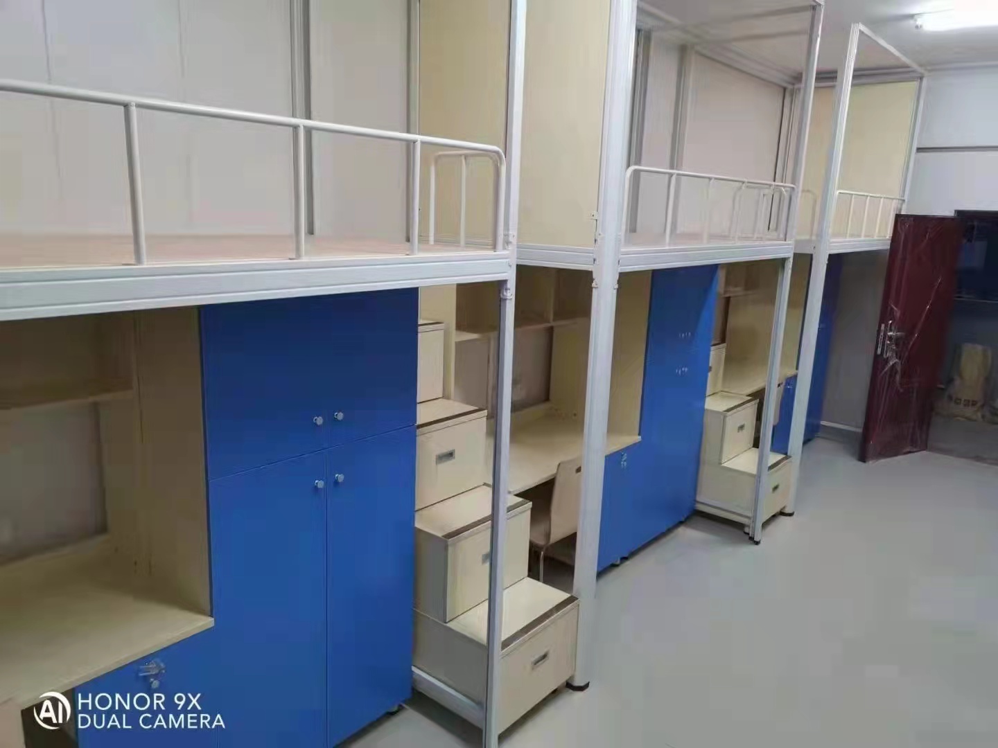 這個園區的宿舍公寓床我包了！